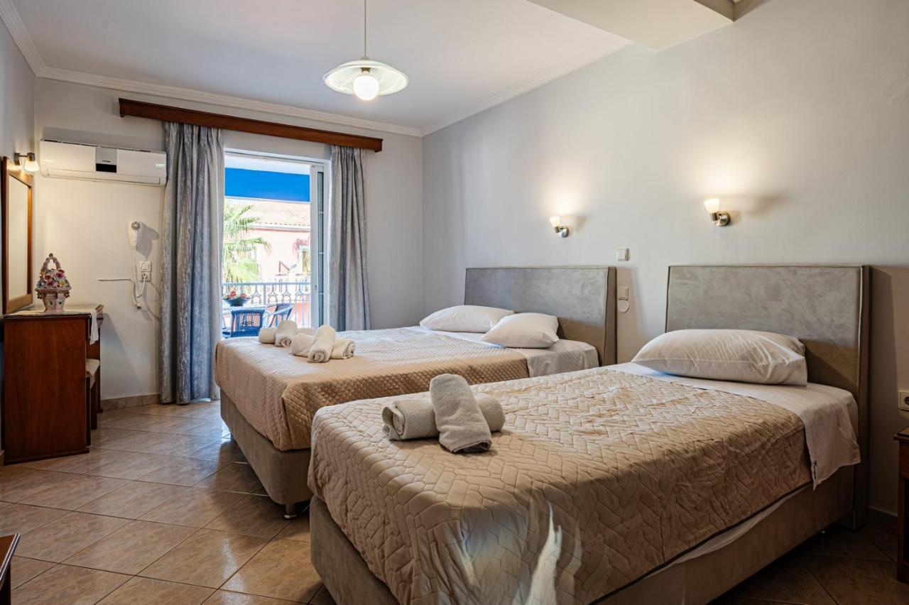 Bluewaves Aparthotel Laganas Bagian luar foto